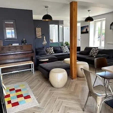 Longere Des Templiers Near Troyes *