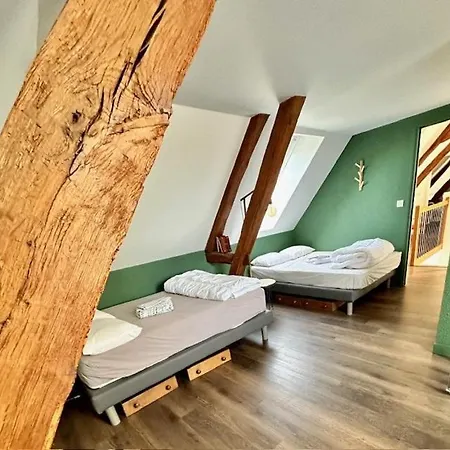 Longere Des Templiers Near Troyes Payns